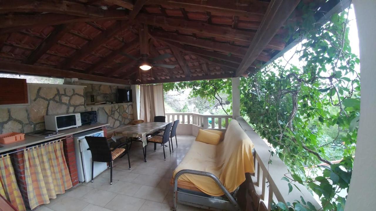 Apartments By The Sea Brela, Makarska - 16065 Esterno foto